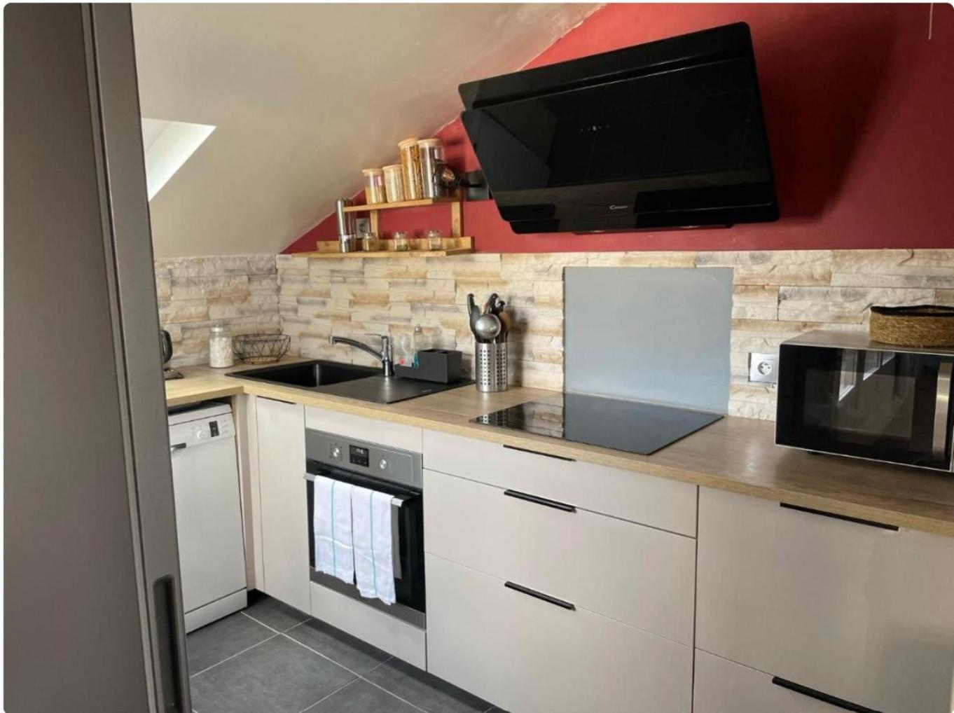 Grand Appartement Hypercentre Avec Terrasse Et Parking Poitiers Eksteriør billede